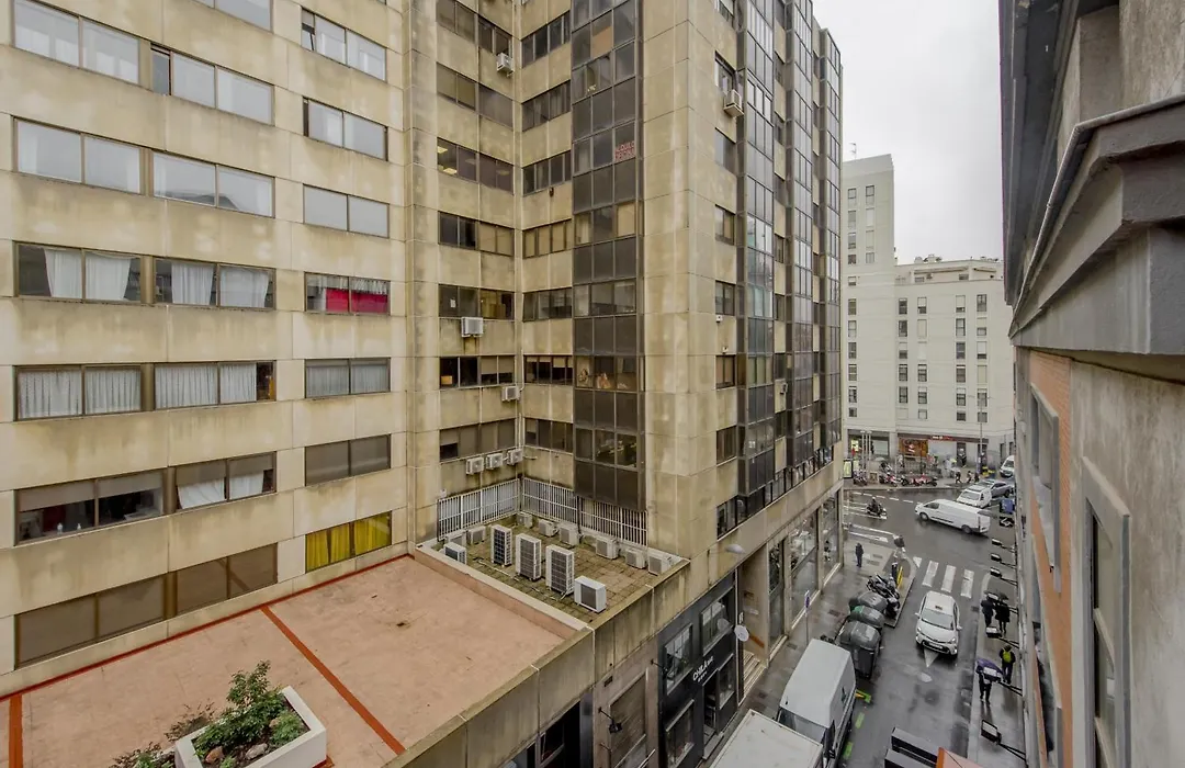 Descubre Madrid Para 5, Al Pie De Gran Via E2-1